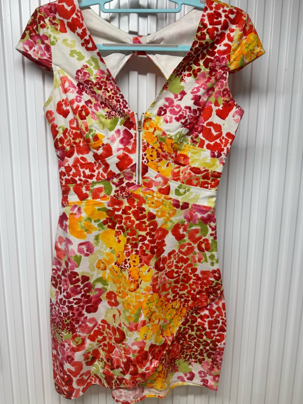 Guess Floral Zip-Front Dress with Pink and Red Accents size 4